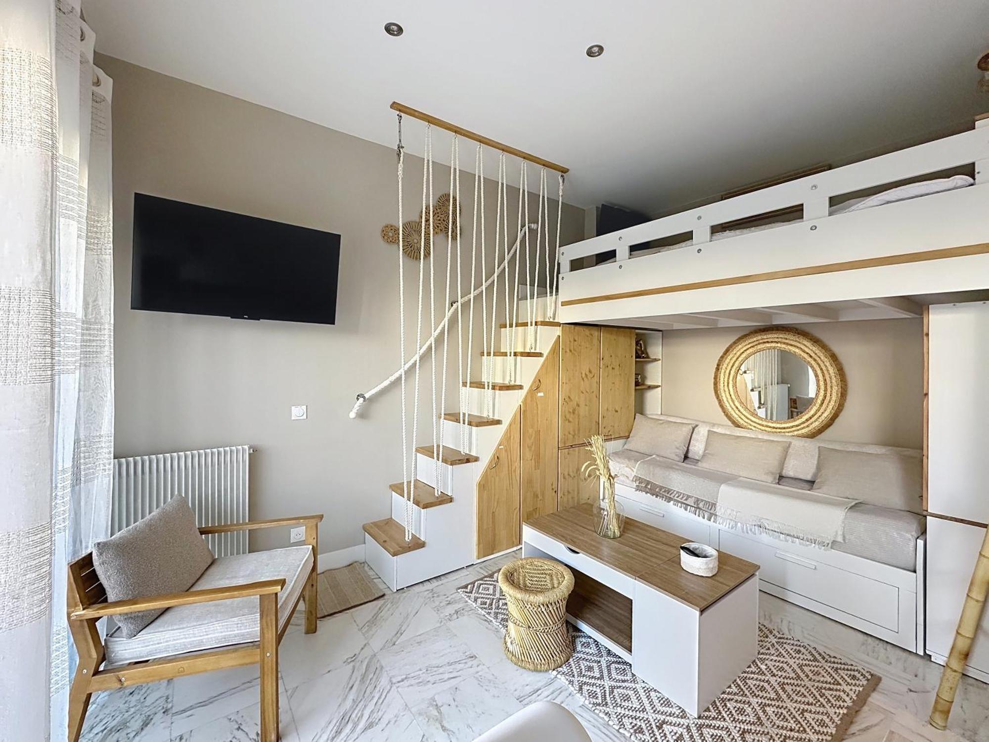 Cozy With Garden And Parking In Apartamento